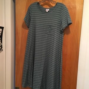 EUC LuLaroe Carly size small.